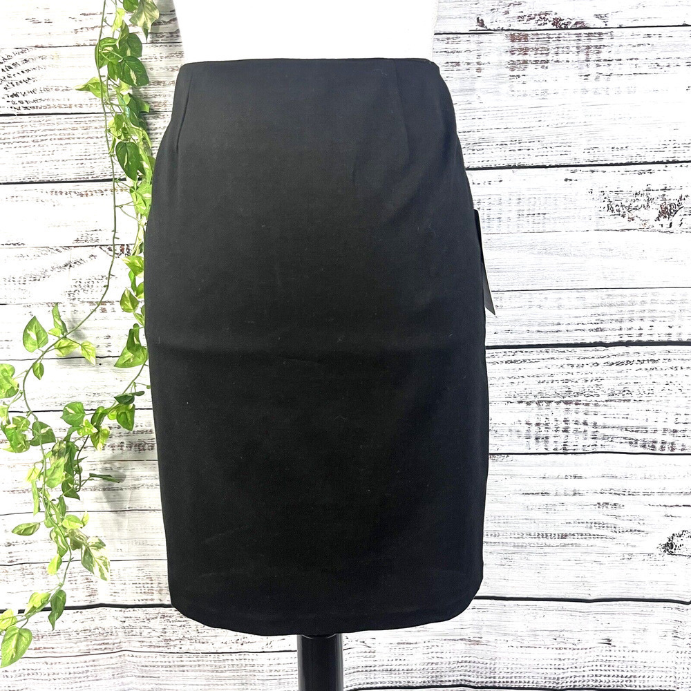 Dalia Collection Skirt size 6 Black Pencil Ponte Knit Knee Stretch Career Casual